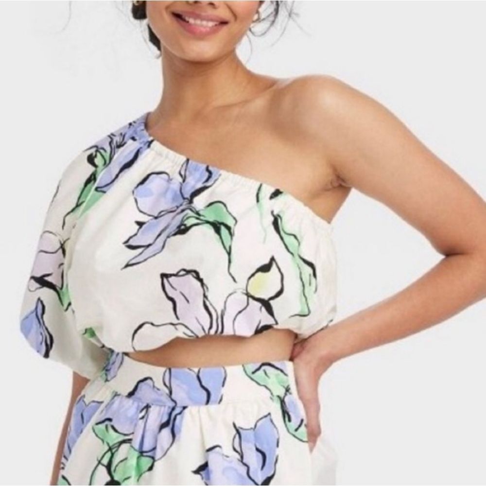 A New Day Floral One Shoulder Puff Sleeve Cropped Top